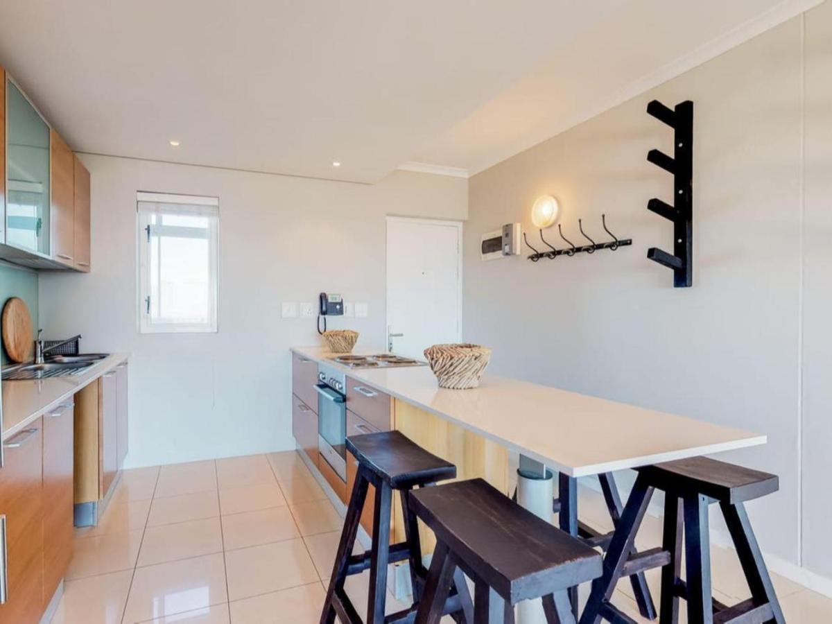 Horizon Blue 1504 Apartment